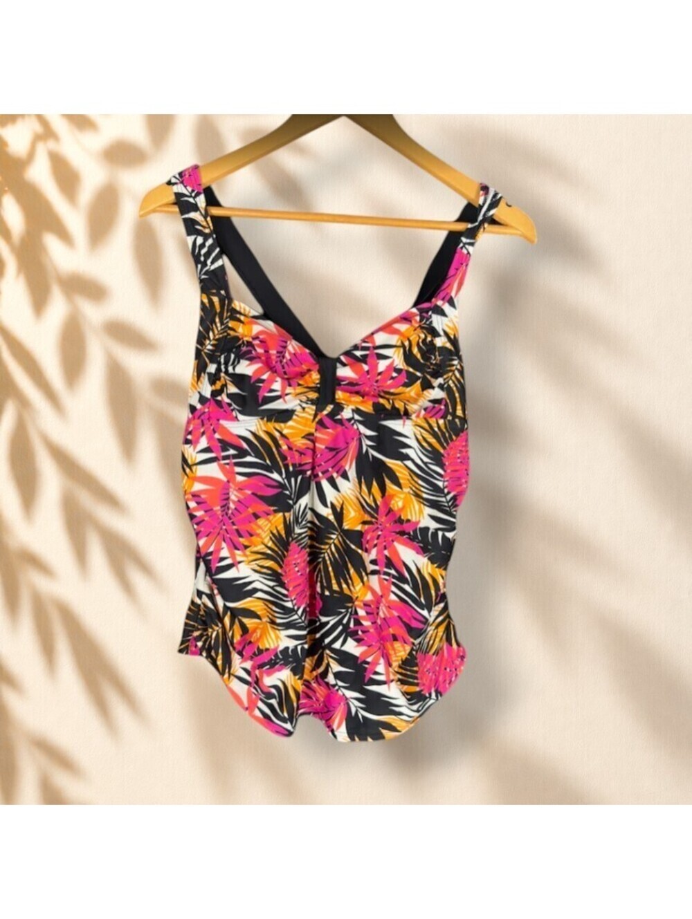 Motherhood Maternity Tankini Top Women M Medium White Floral Push Up Sleeveless